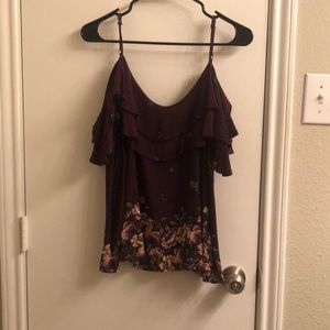 Peekaboo shoulder summer blouse